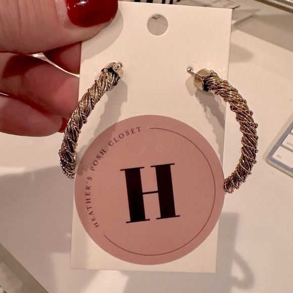 Jewelry - Large fun gold hoop earrings, clip